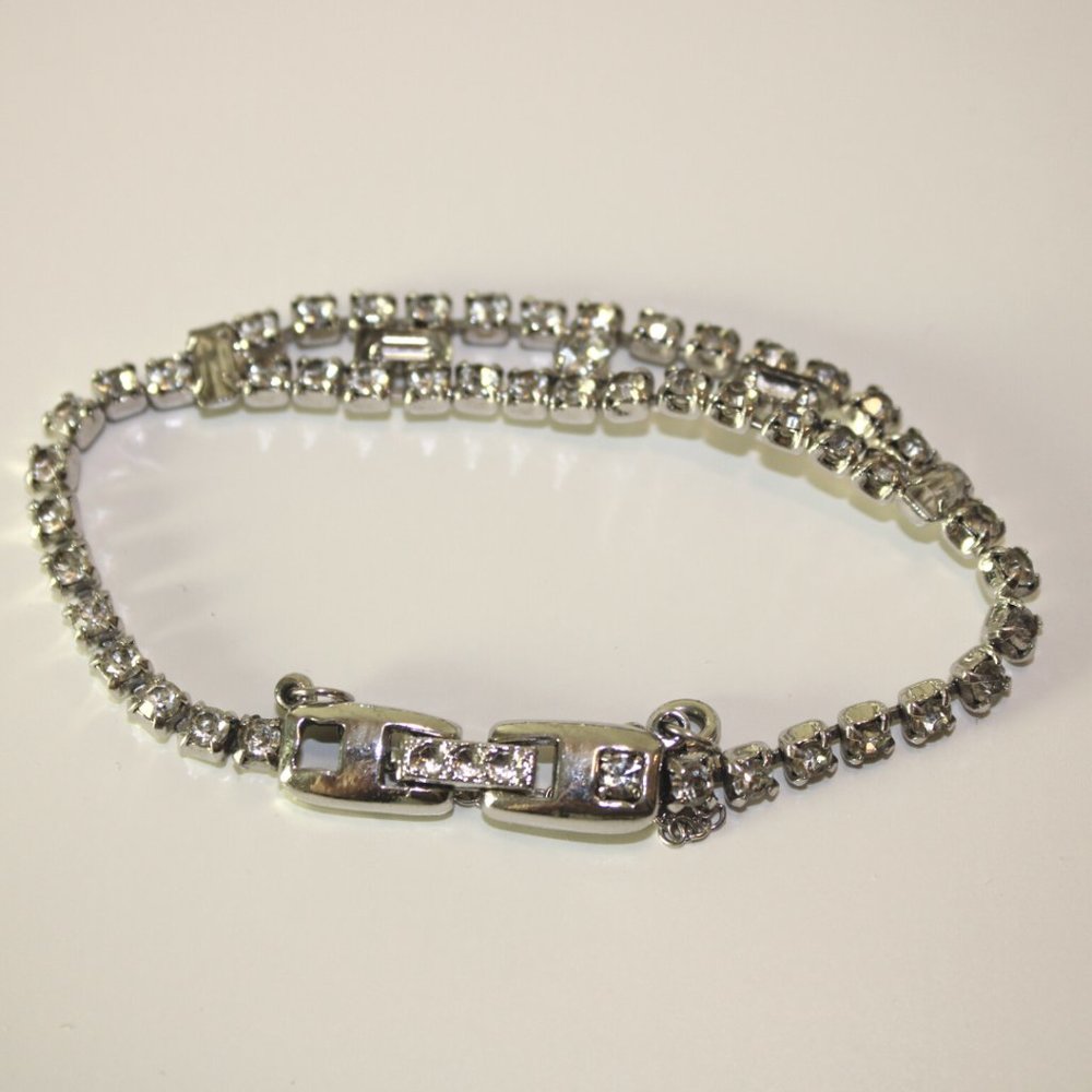 3 for $10 💲 Silver Diamond Crystal Bracelet